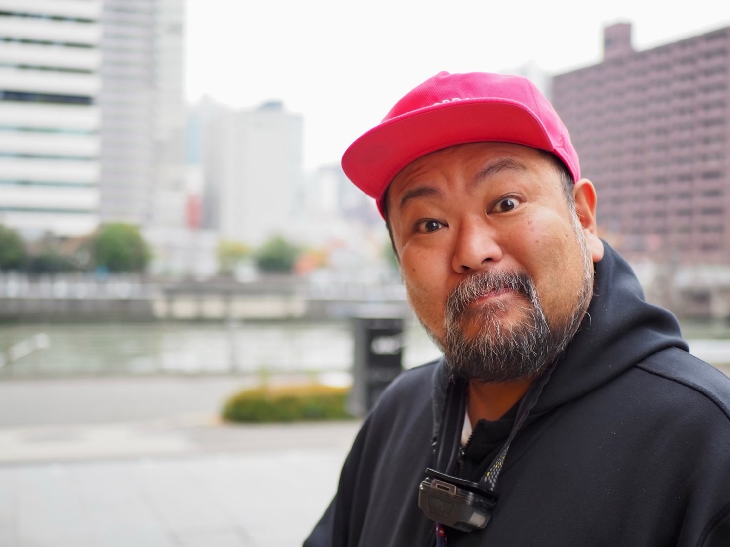 設営中の安全な舞台設備